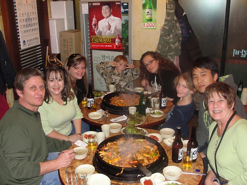 Korean food. Spicy chicken ribs~!